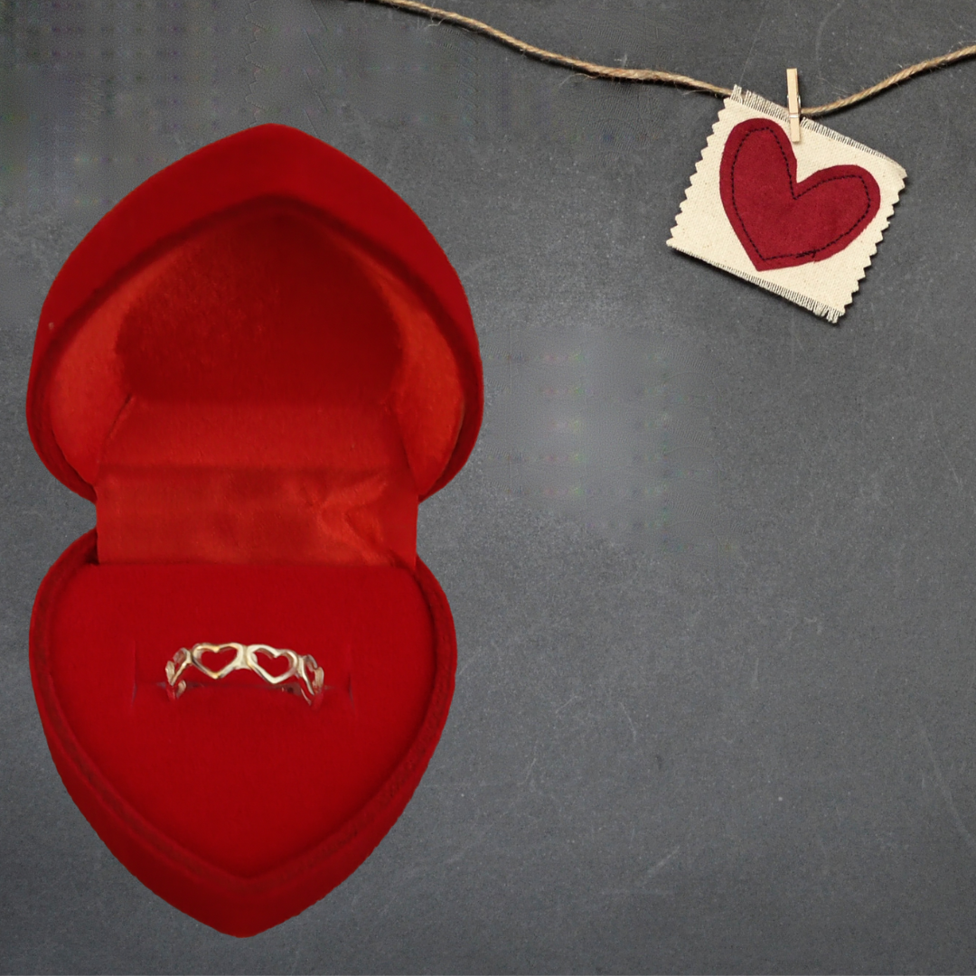 Anillo corazones