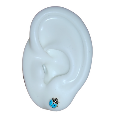 Pendiente mariquita relieve